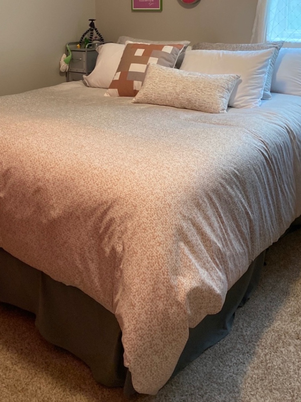 Oake King Duvet Cover and Pillowcases.